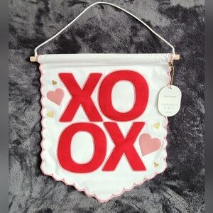 New Valentine's Day Threshold XOXO Wall Hanging